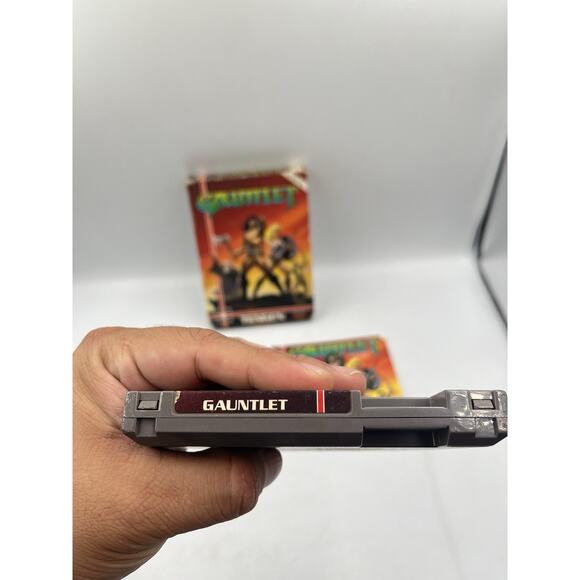 Gauntlet - Nintendo NES Video Game Tengen Black Cartridge Complete CIB - Picture 12 of 16
